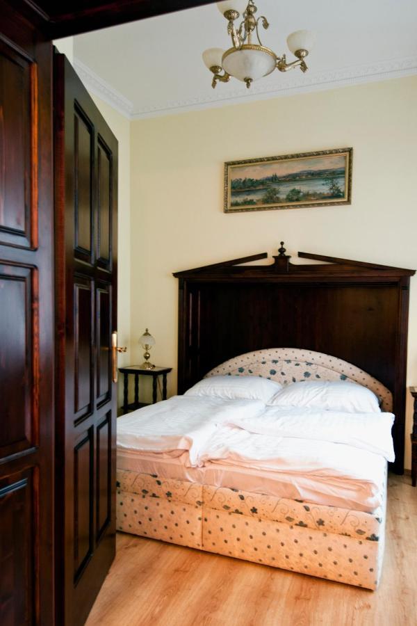 Pension Napoleon Karlsbad Exterior foto