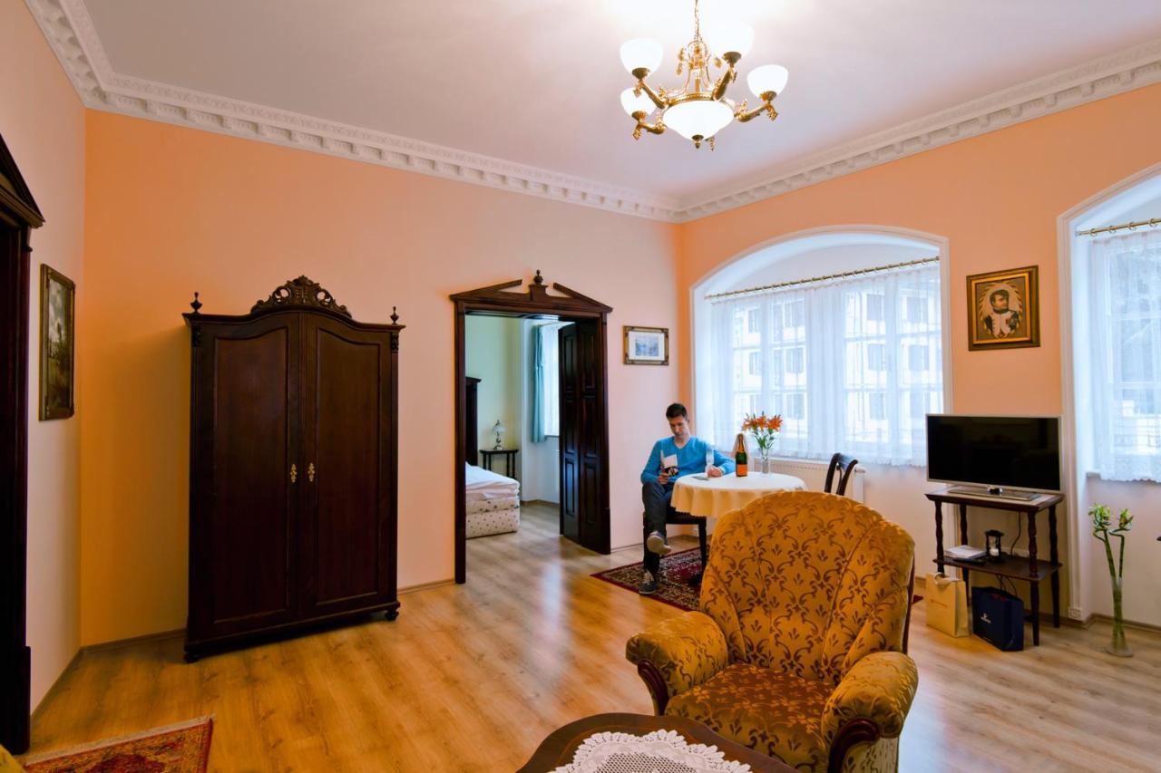 Pension Napoleon Karlsbad Exterior foto