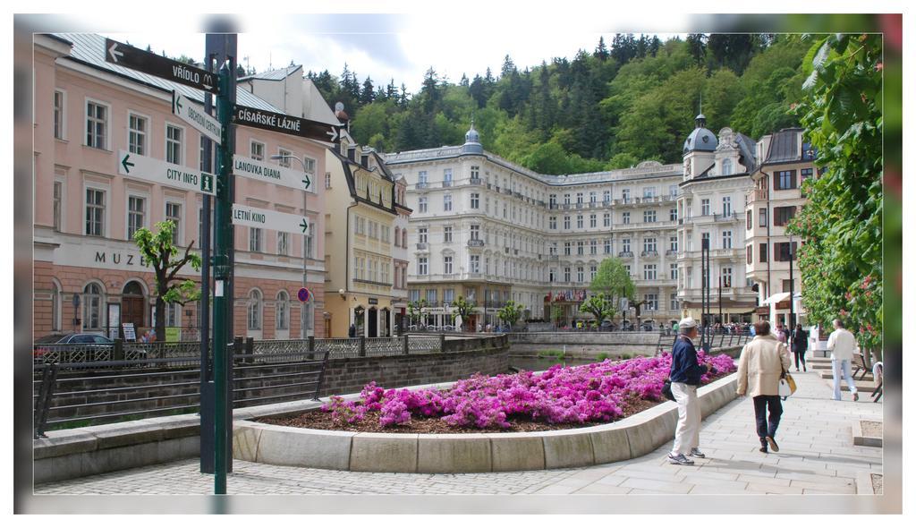 Pension Napoleon Karlsbad Exterior foto